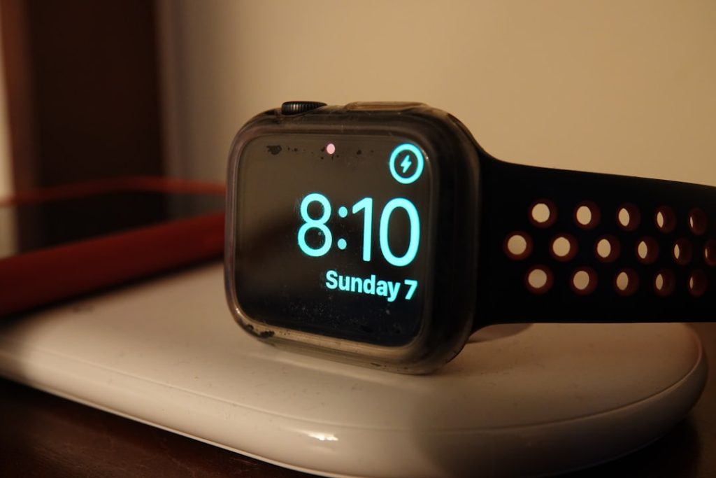 découvrez l'apple watch 10, la montre connectée dernière génération alliant design élégant, performances avancées et fonctionnalités santé innovantes pour vous accompagner au quotidien.