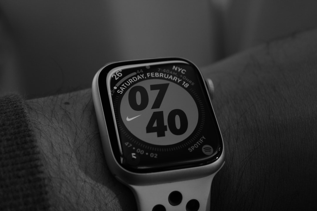 comparez l'apple watch ultra avec d'autres modèles pour découvrir ses fonctionnalités, performances et design uniques avant de faire votre choix.