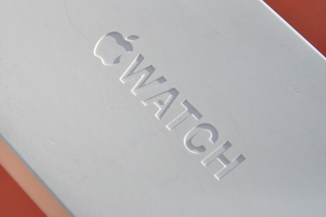 comparaison des meilleures montres connectées : fonctionnalités, design, prix et autonomie pour choisir la smartwatch idéale.