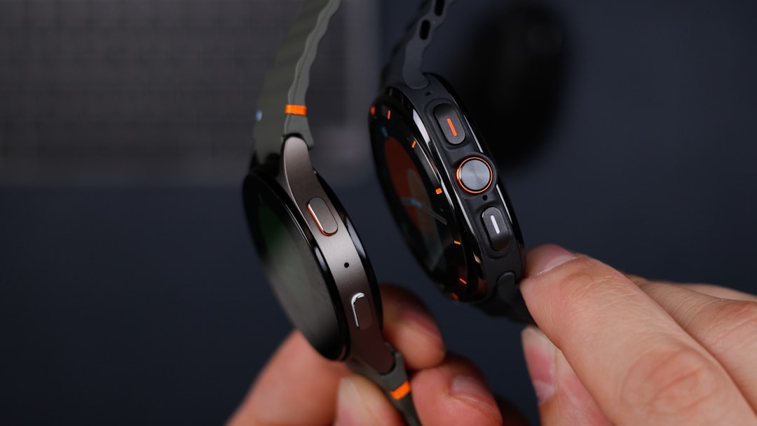 découvrez notre sélection de smartwatches alliant technologie avancée et design élégant pour accompagner votre quotidien connecté.