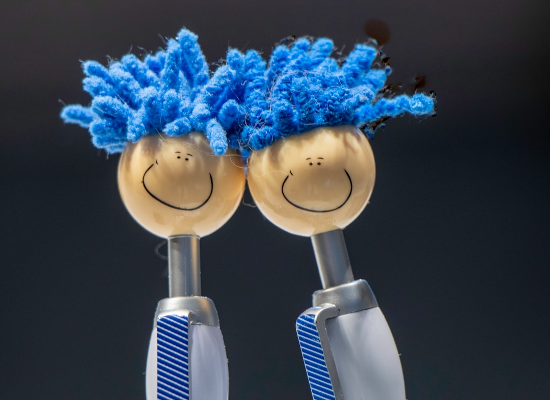 découvrez notre sélection de rasoirs électriques performants pour un rasage précis et confortable. idéal pour un look soigné au quotidien.