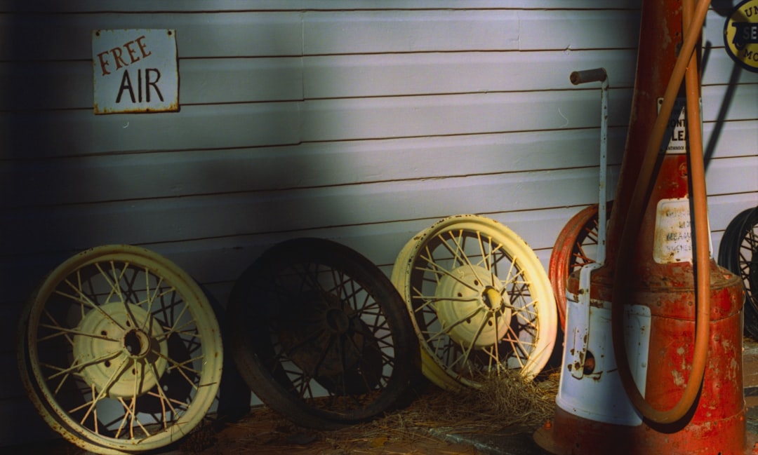 découvrez notre comparaison des volants de course pour choisir le meilleur modèle adapté à votre style de conduite et à votre budget.