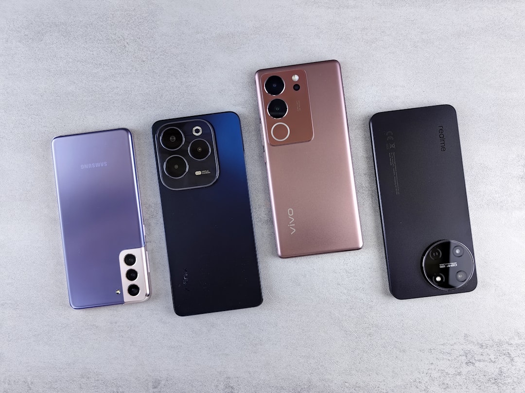 comparaison complète entre le samsung galaxy a56 et le galaxy a36 : caractéristiques, performances, design et prix pour vous aider à choisir le meilleur smartphone.