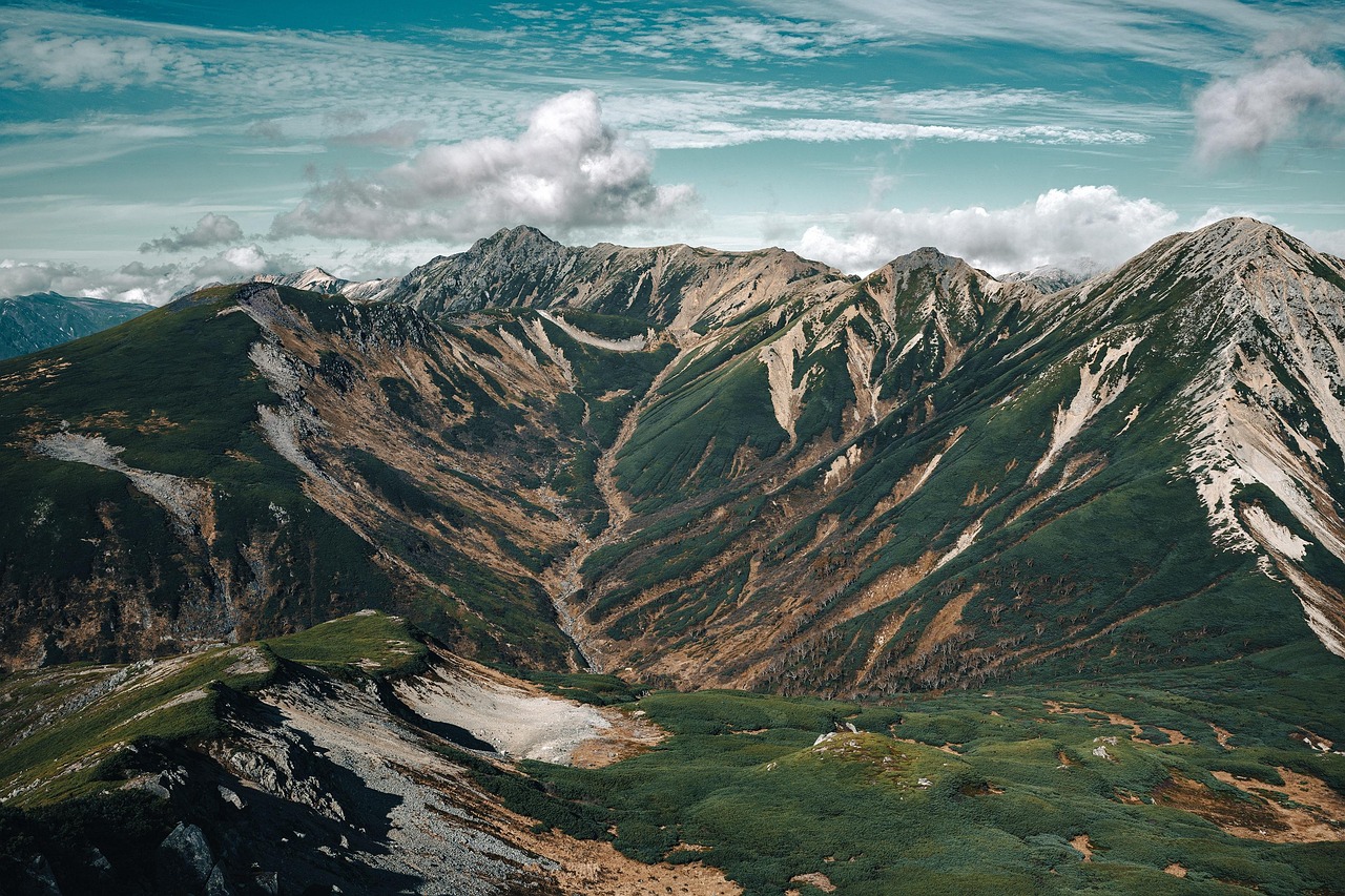 sac banane pour femmes : alliez style et praticité avec notre sélection de ceintures-sac tendance, parfaites pour un look casual et moderne.