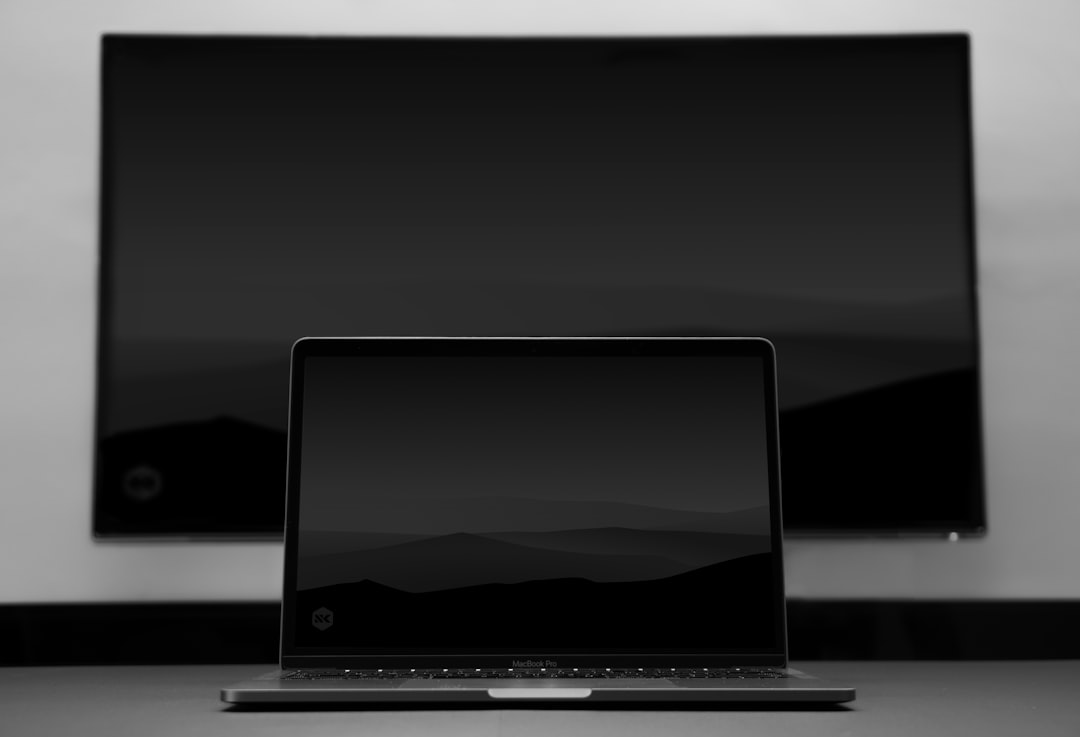 comparez les téléviseurs samsung pour trouver le modèle idéal avec des informations détaillées sur les caractéristiques, les prix et les performances.