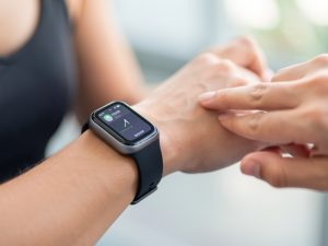 Apple Watch SE vs Series 6 : quelles différences utiles ?