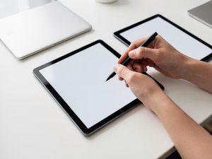 Tablettes Lenovo : quels stylets sont compatibles ?