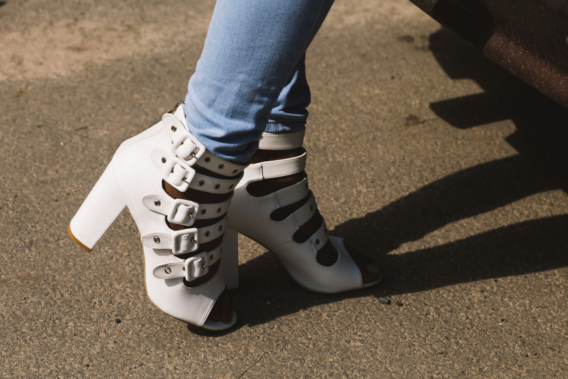 Choisir la longueur de son jean selon ses chaussures